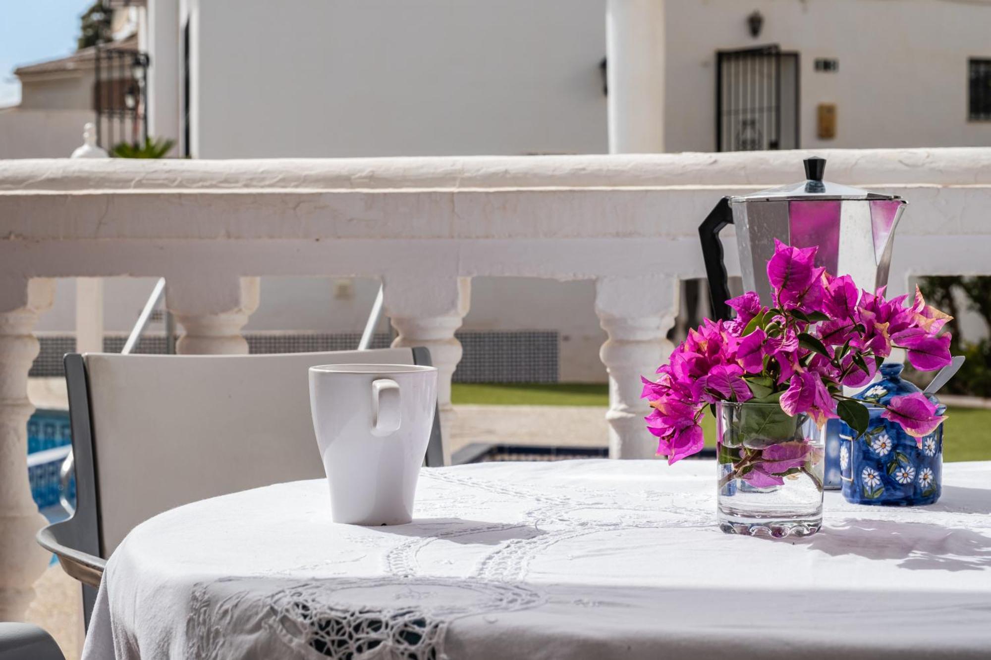 Bright Spacious 1 Bed Apartment Nerja Eksteriør bilde