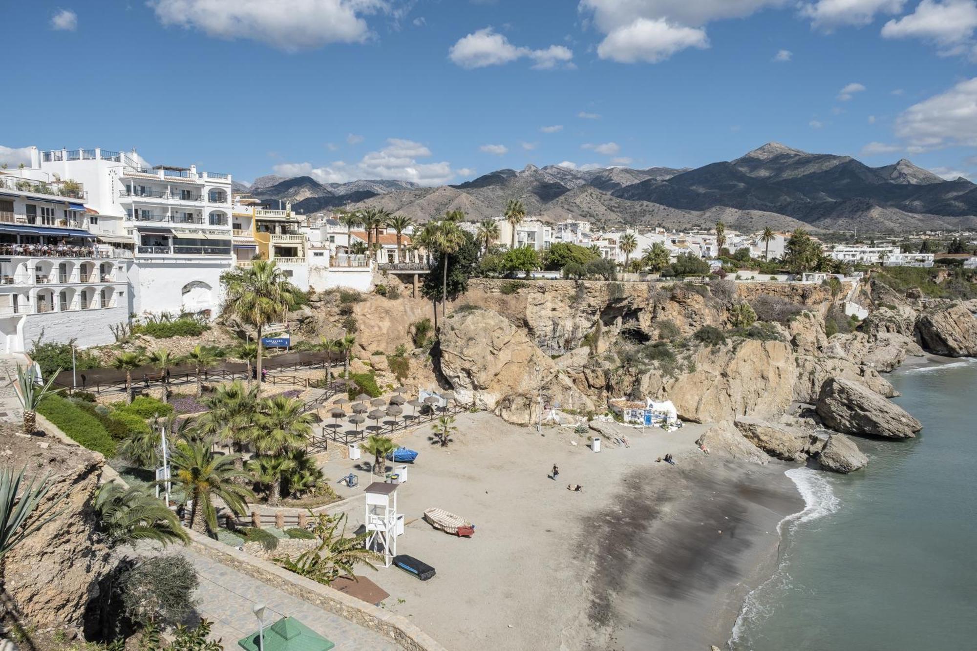 Bright Spacious 1 Bed Apartment Nerja Eksteriør bilde